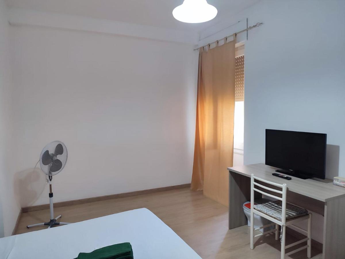 Rooms For Rent 67 Sassari Exterior foto